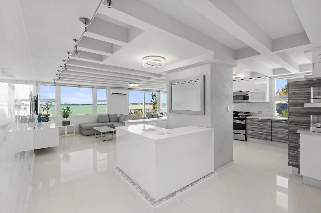 Amapola SeaSide Beach Front Apartment San Juan